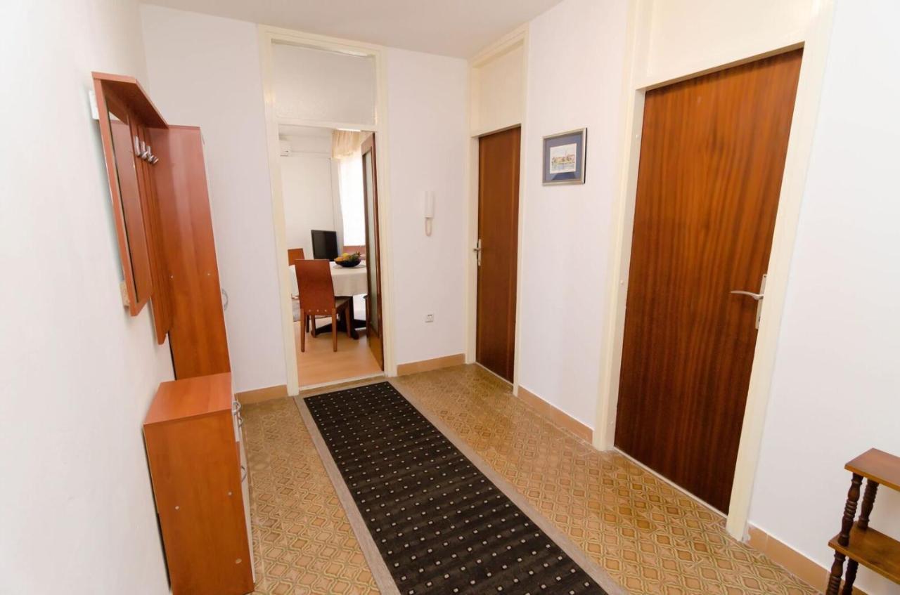 Apartment Mirela Zadar Exteriör bild