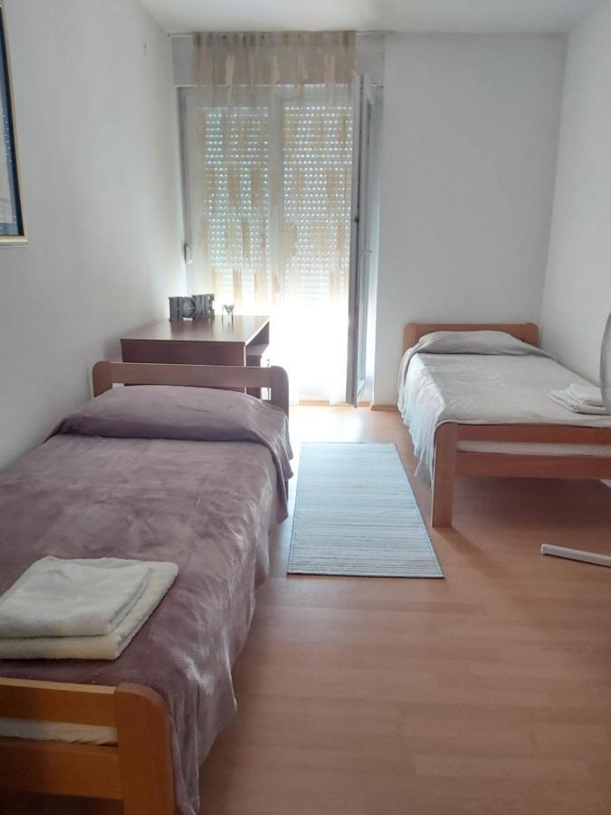 Apartment Mirela Zadar Exteriör bild