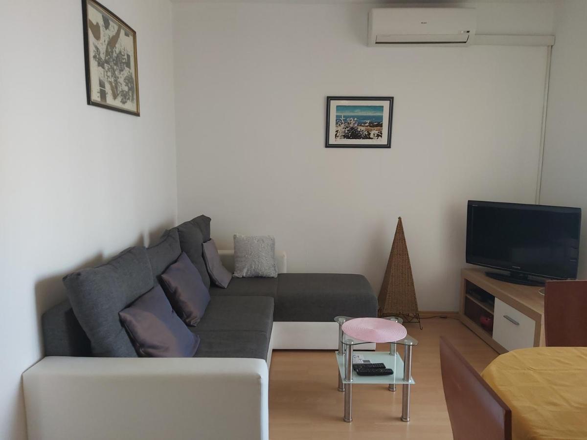 Apartment Mirela Zadar Exteriör bild