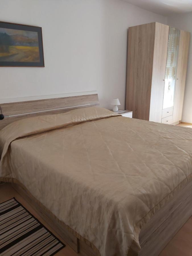 Apartment Mirela Zadar Exteriör bild